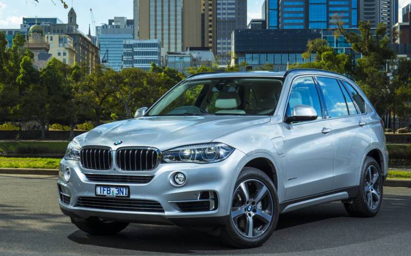 BMW X5 Hybrid 2017 | SUV Drive